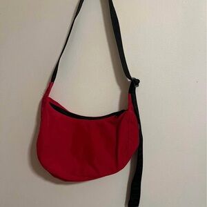 BAGGU Red Small Crescent Bag